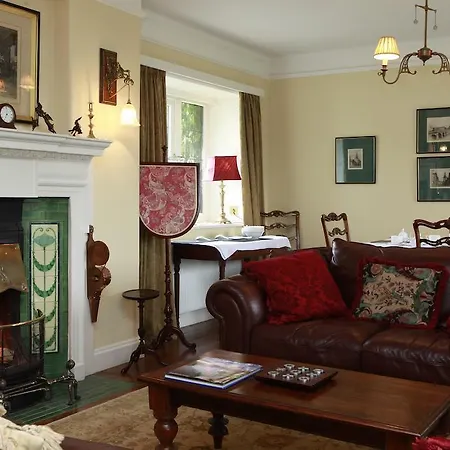 Beechmount Country House Couette-café